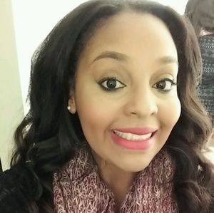 Meet your Posher, Jasmine